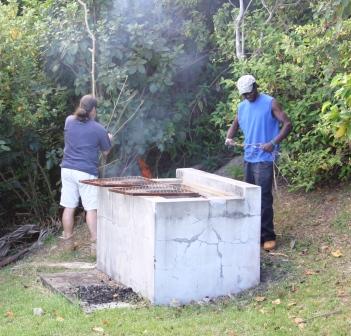 Man make fire!! Gerardo and Blacka prepare to cook ©J Lopez